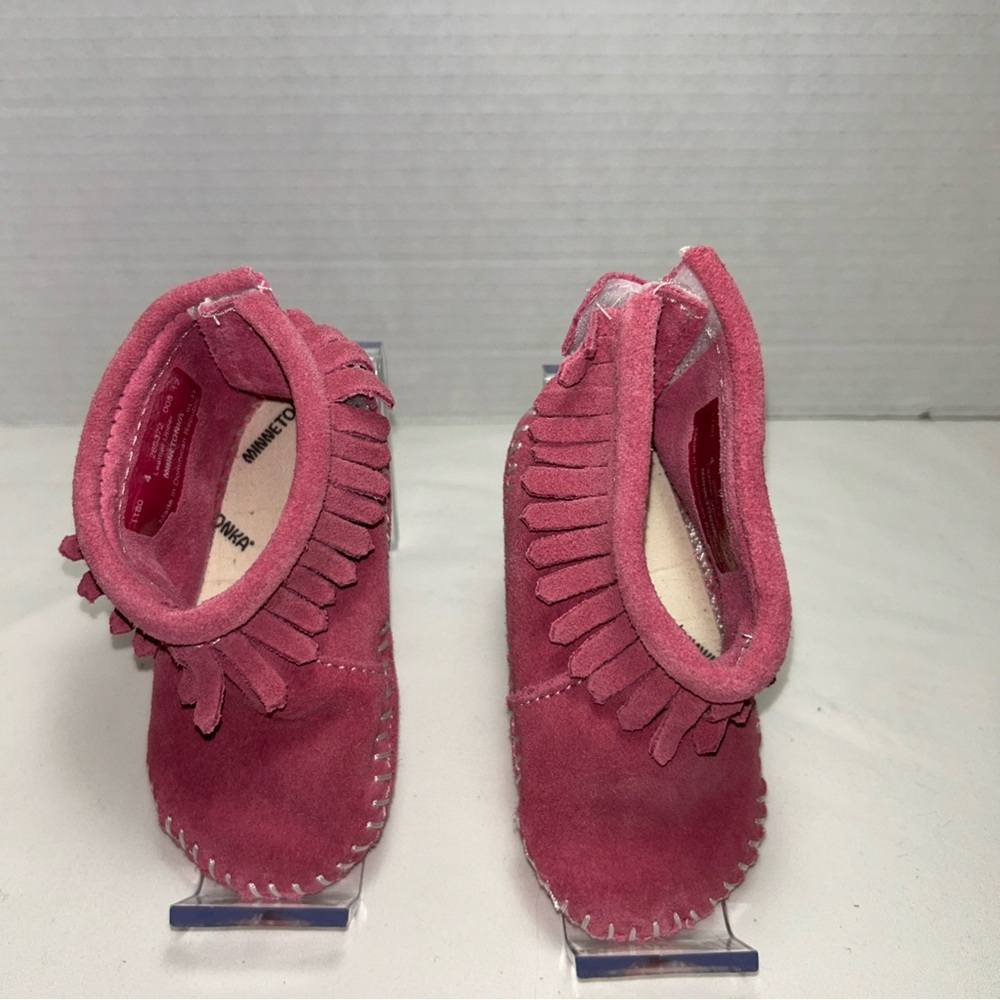 Minnetonka Pink Toddler Moccasins Velcro back Sz 4-EUC